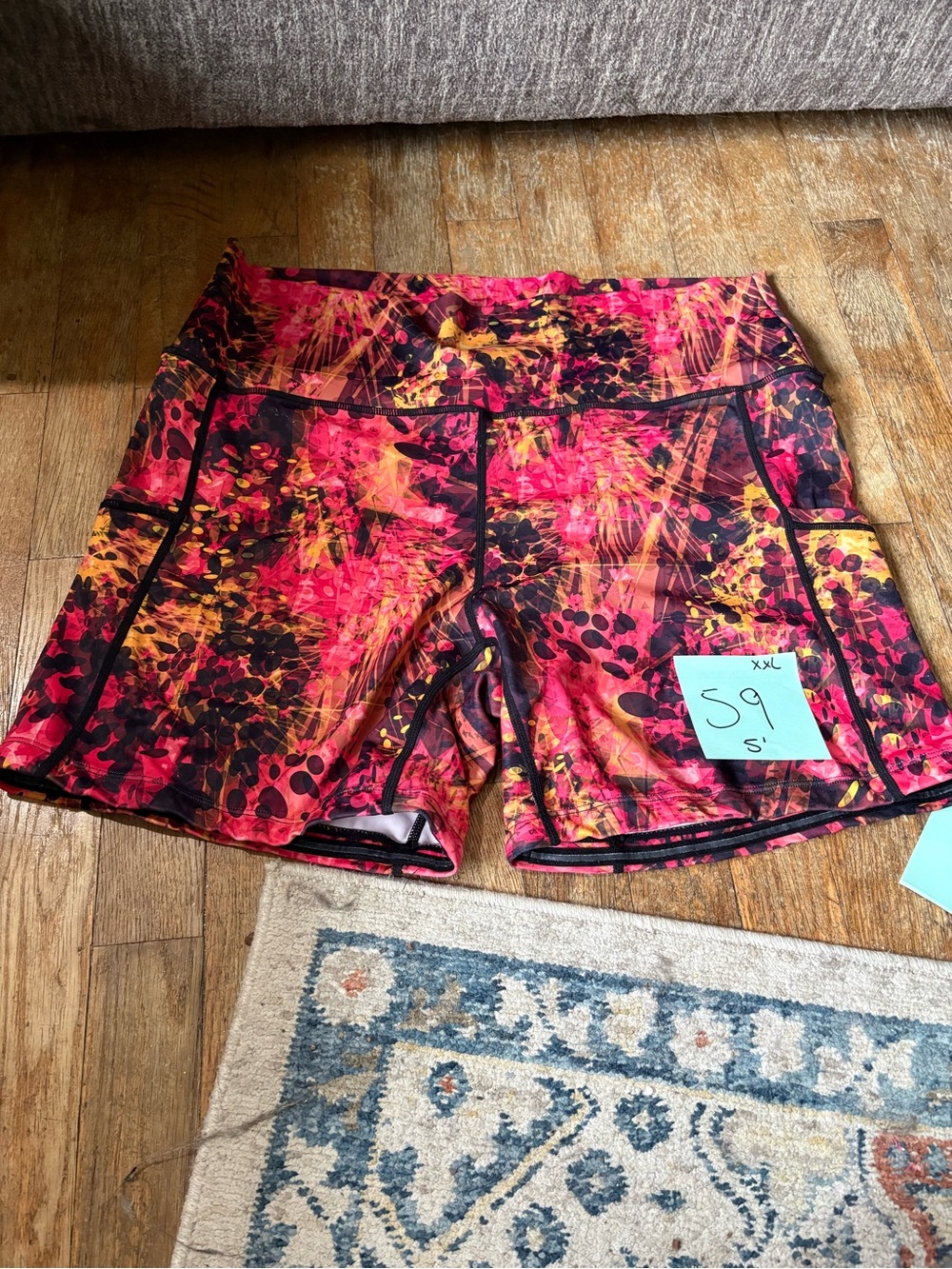 Constantly Varied Gear retired  a volcano  XXL 5’ shorts